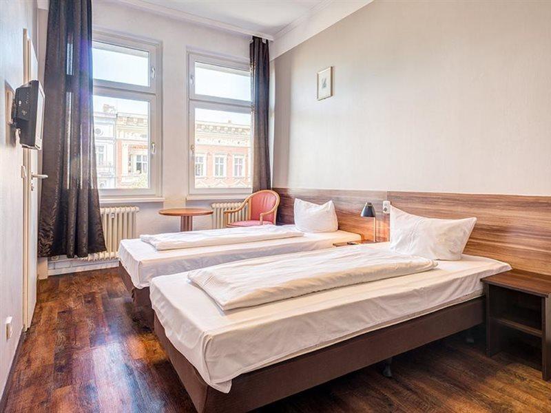 Potsdamer Inn Berlin Bagian luar foto